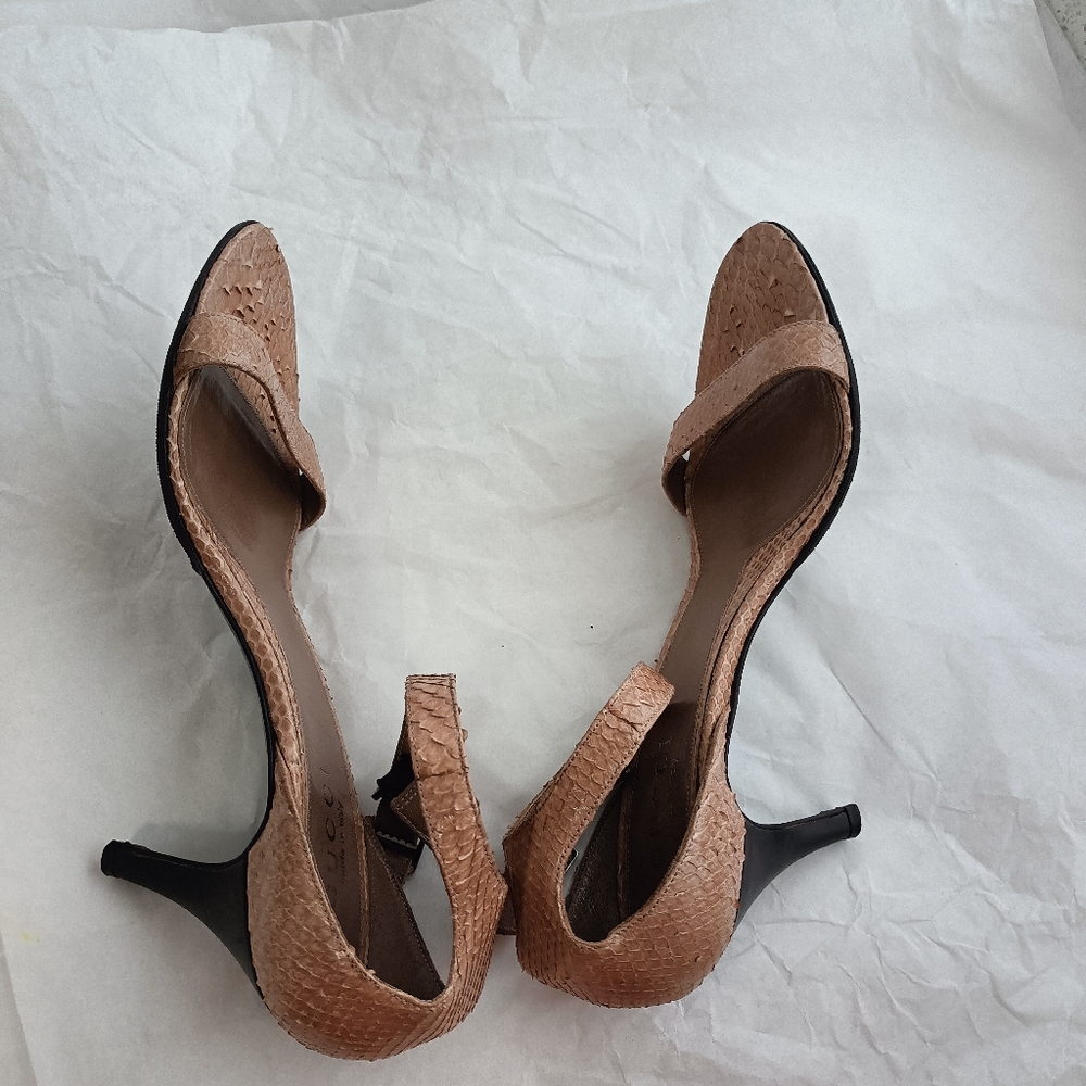 Gucci Sandal luxury  Snake Skin Ankle Strap Heels sz 8.5B - Picture 10 of 15